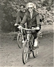 1956 SEXY ACTRESS MARILYN MONROE ON BICYCLE SUNGLASSES 8X10 PHOTO ARTHUR MILLER