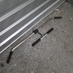 48 Inch Lat Machine Accessory Pull Down 18 Inch Straight Bar Clubline Used