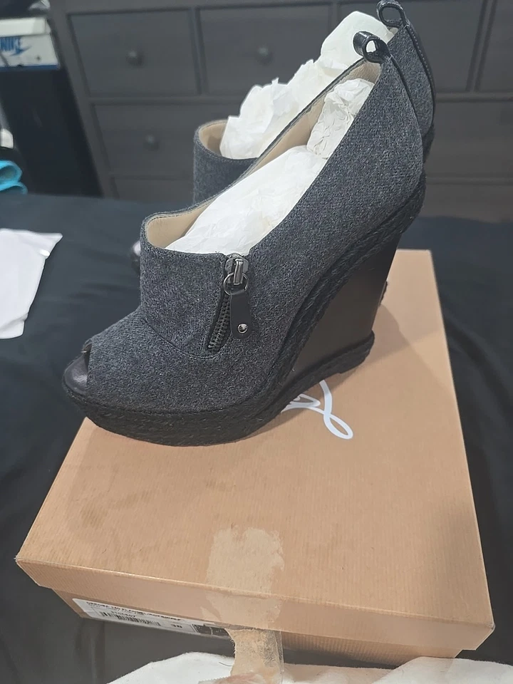 Christian Louboutin Botines de Cuña con Detalle de Cremallera Foto 2 de 4