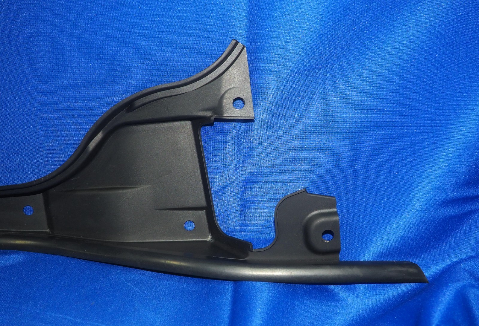 2022-2026 Maserati MC20 MCPura Front Trunk Frunk Left Cover Shield Panel OEM