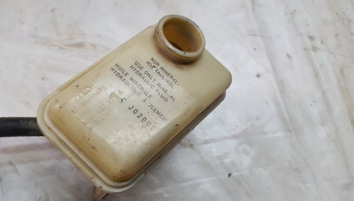 Audi 100 1994 Power Steering Pump Oil Reservoir Tank 4A0422373A, G #773225-58
