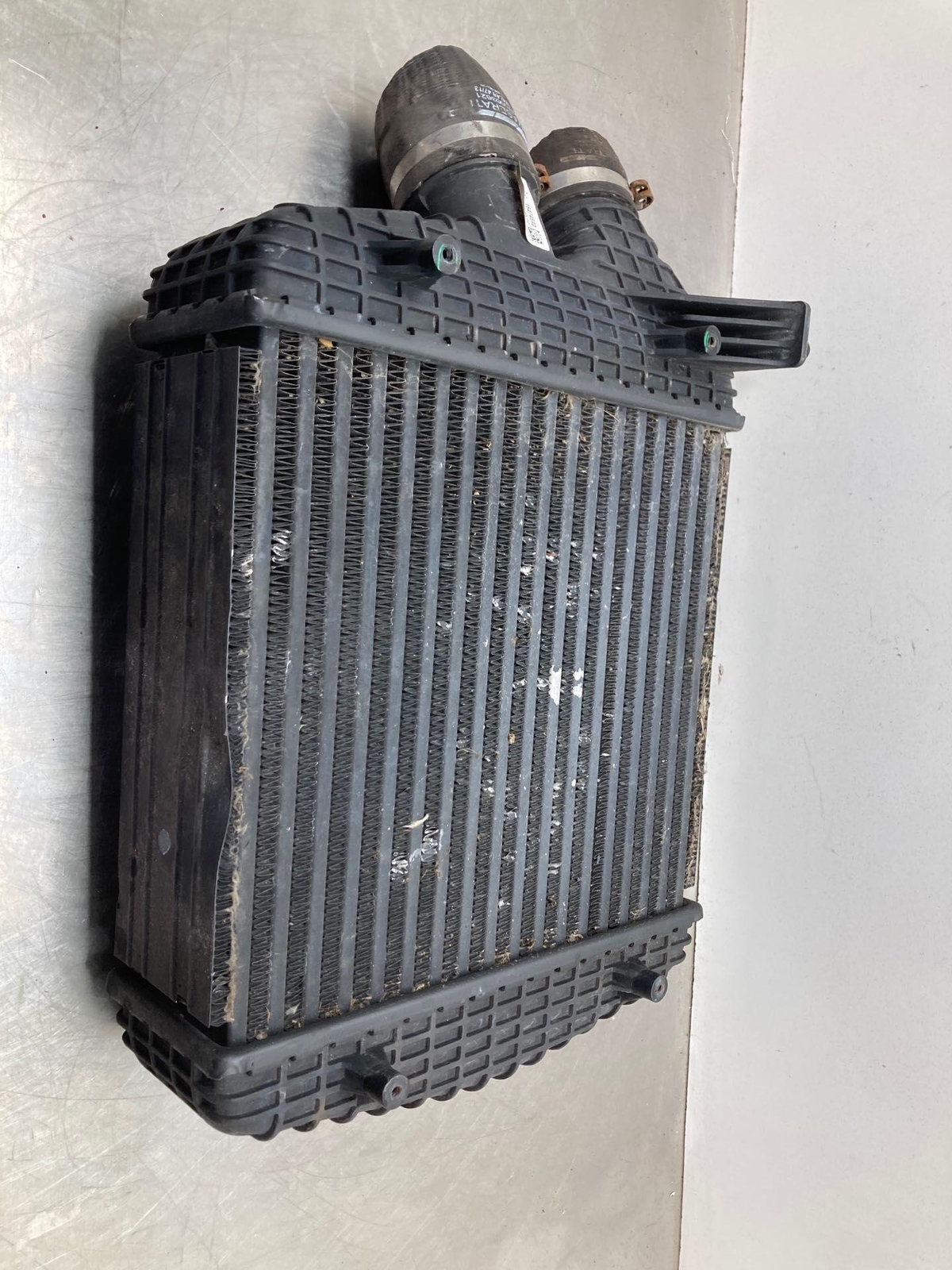 2014 Maserati Quattroporte 3.0L V6 Turbo Left Side Intercooler Radiator 16474840