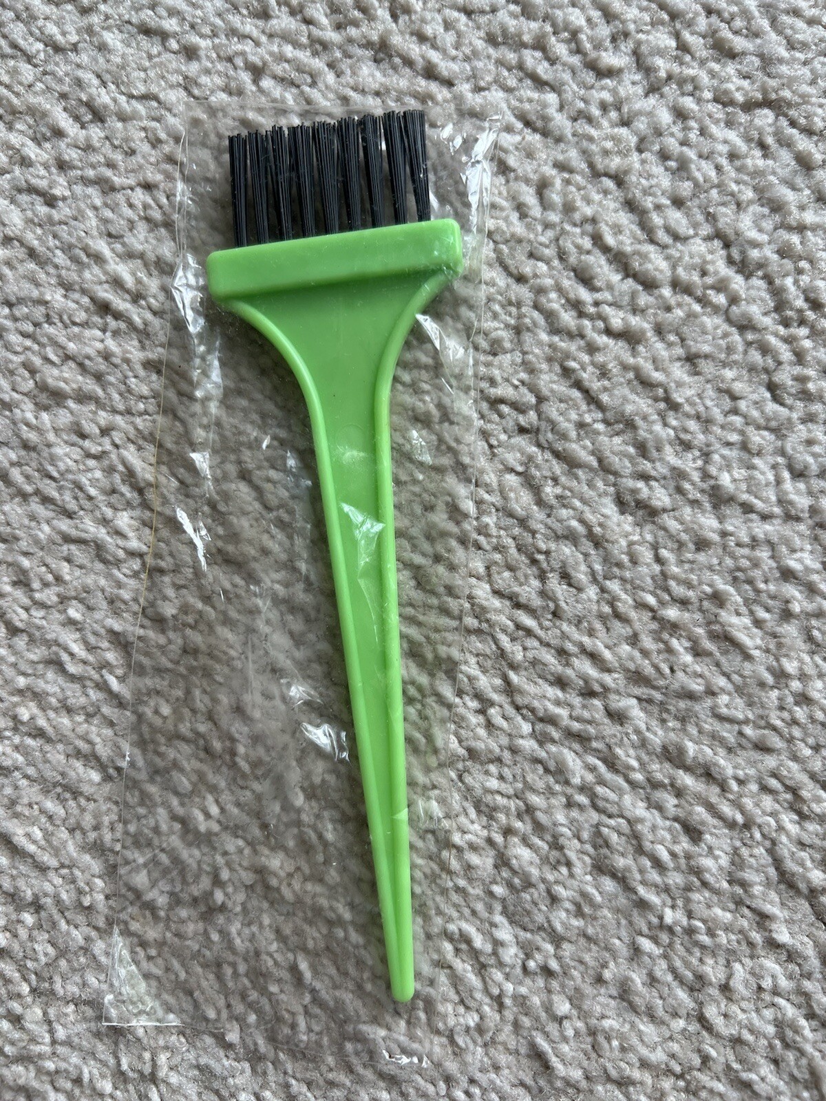 Brush Hair Dye Brush Applicator 1 Piece Sealed New Green Black