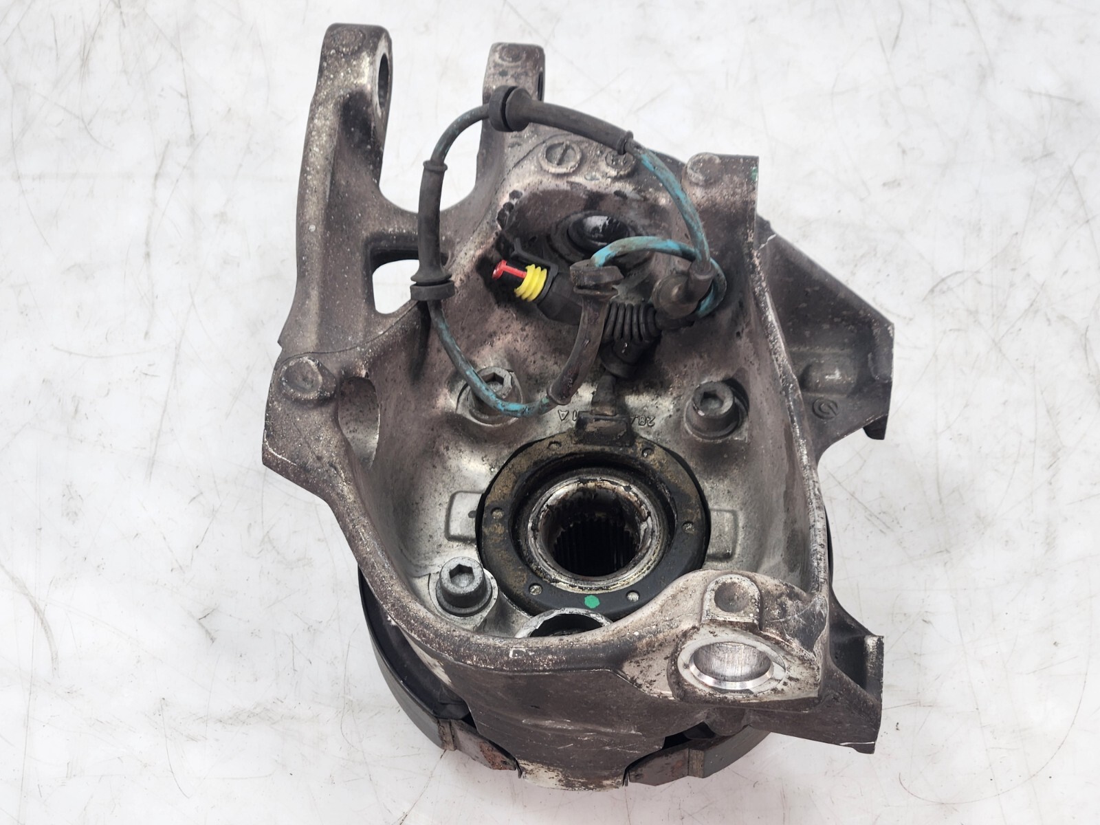 ✅ 13-19 OEM Maserati GT Sport M145 Rear Passenger Spindle Knuckle Hub Carrier