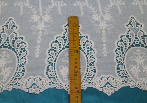 1 Yard Embroidery Cotton Off White Lace Trim For Sewing/Craft Width 35 CM - Picture 4 of 5