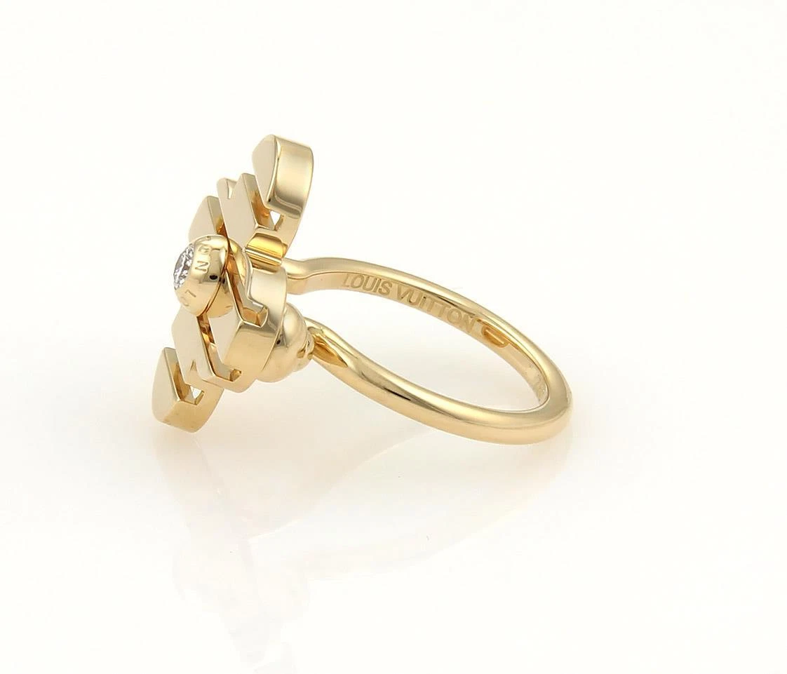 Louis Vuitton Petite Fleur Diamond 18k Yellow Gold Floral Ring Size 4.75