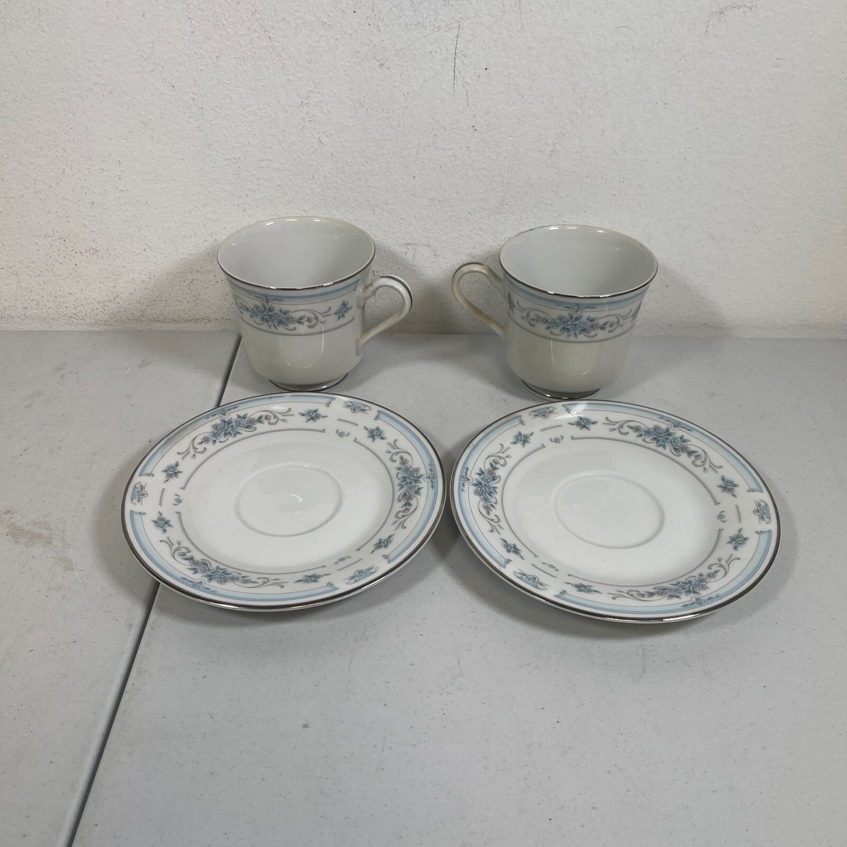 Vintage Nitto Claridge W76 Japan DRESDEN ROSE Set Of 2 Cups Vintage Nitto Claridge W76 Japan DRESDEN ROSE Set Of 2 Cups