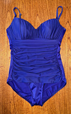 MIRACLESUIT, Rialto Ruched Soft-Cup 1-Pc Women's Swimsuit In Mulberry, US Sz 12