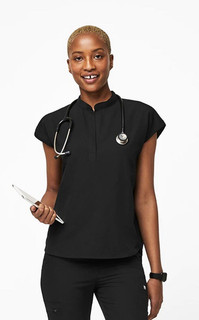 FIGS Technical Collection Women’s Black Scrub Top Size S Polyester WXXSW1003