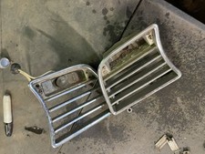 1960 Studebaker Lark Blinker Air Intake On Side Of Grill
