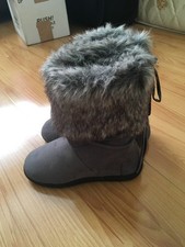 Grey Faux Fur Trim Microfiber Room Boots Booties Slippers Pair of Right Shoes M