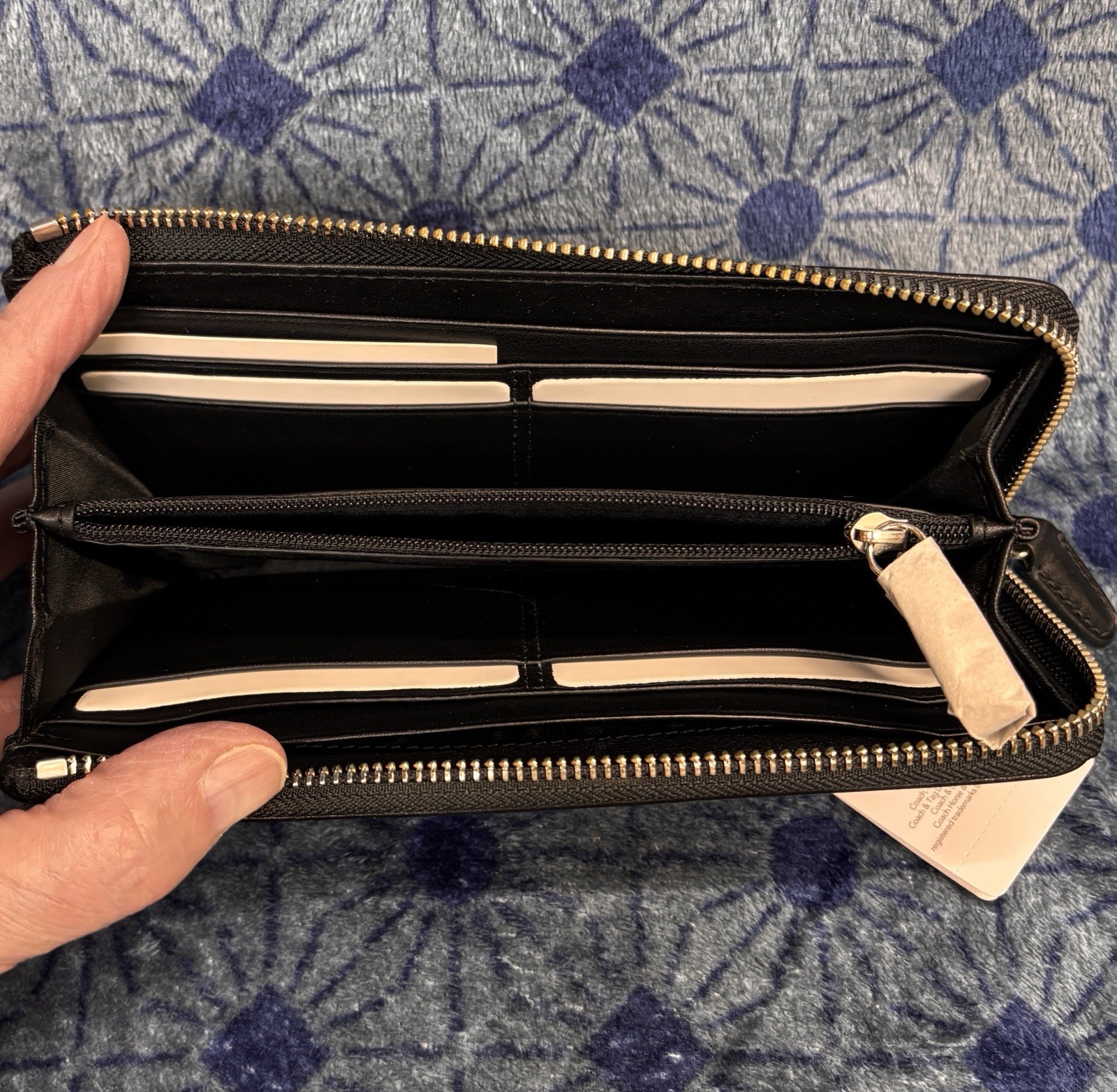 Coach Black Leather Women's Zip Around Wallet & Credit Card Holder NWT thumbnail 4