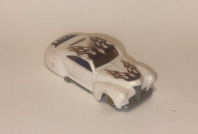 HOT WHEELS Loose Tail Dragger (White Version)