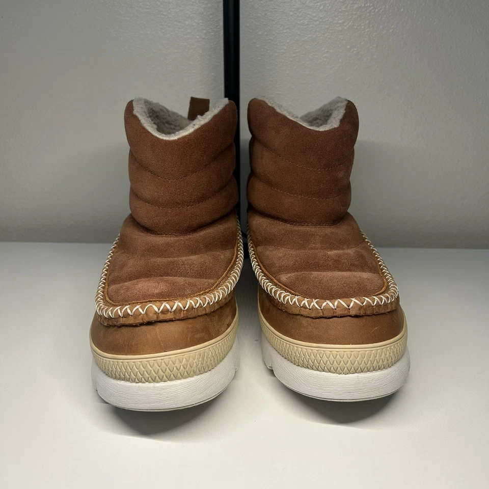 Manitobah Mukluks Pacific Puffer Boot Insulated Waterproof Cold Weather Women 10 - Image 2 of 4