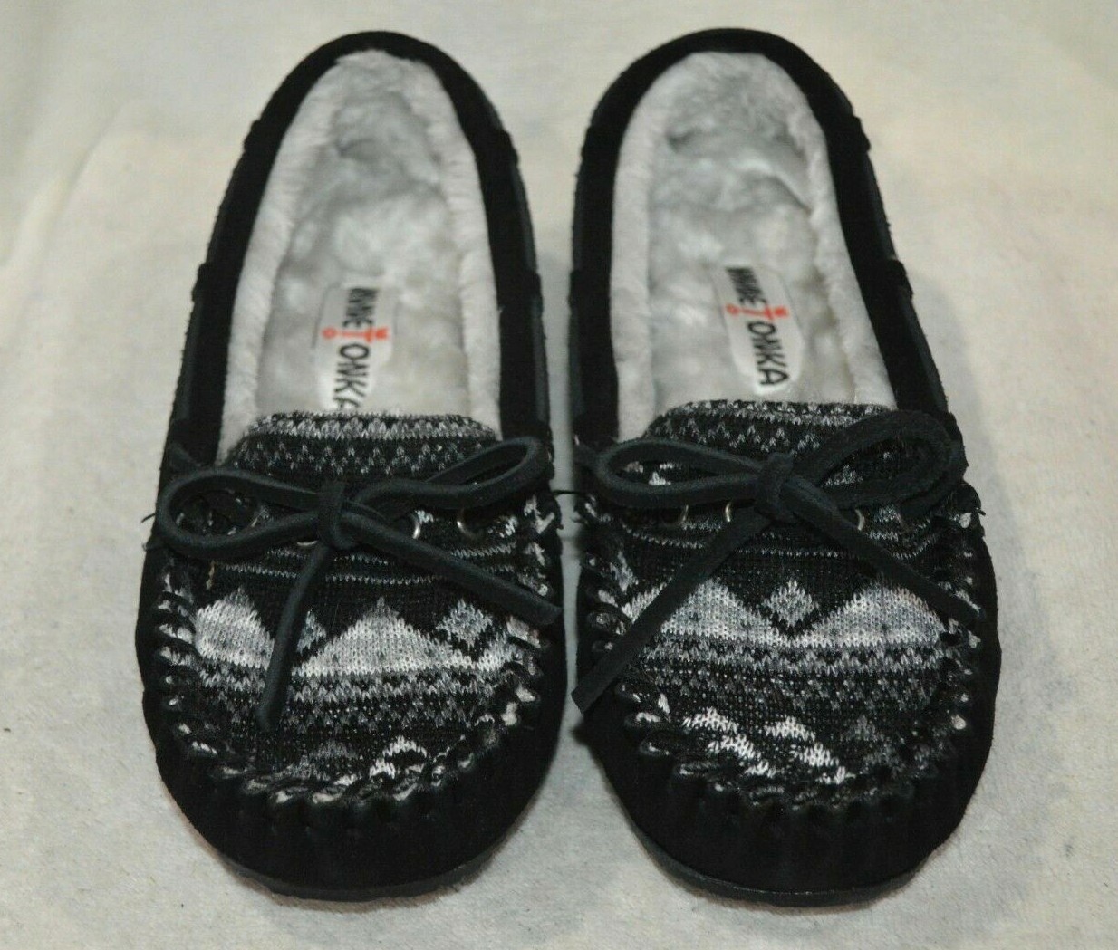 minnetonka moccasin women's britt trapper slipper