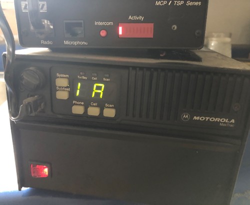 Astron SL15RRA 15 Amp Power Supply w/ Motorola D37MWA5GB7AK Radio and CPI TSP209 - Zdjęcie 2 z 9