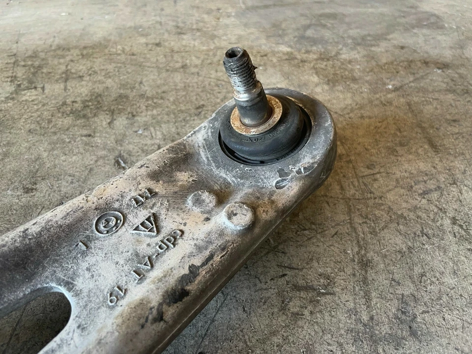 BMW 2000-2008 E46 E85 BRAZO DE CONTROL INFERIOR DELANTERO IZQUIERDO LADO DEL CONDUCTOR HORQUILLA OEM 88K Foto 2 de 4