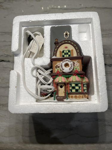 NORTH POLE SERIES DEPT. 56 ELFLAND MINI-DONUT SHOP 56702 Collectible Christmas - Picture 8 of 12