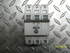 ALLEN BRADLEY 1492-CB3 H070 SERIES C CIRCUIT BREAKER 3HP 7 AMP 3-POLE