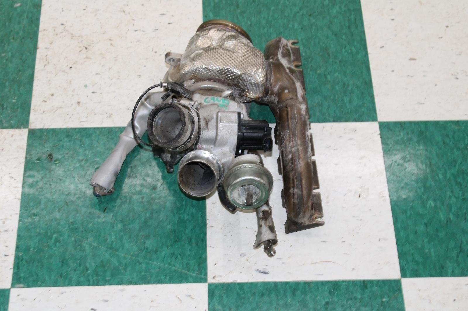 20-23 Continental GT 6.0L Motor Engine Passenger RH TurboCharger Turbo Manifold