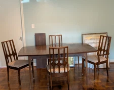 Broyhill Brasilia Mid Century Modern Walnut Surfboard Dining Table Leaf Chairs