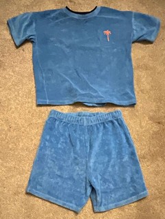 John Lewis & Partners Boys 2 Piece Terry Cotton T Shirt & Shorts Set Age 6