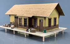 HO/HOn3 Scale Builders In Scale Jefferson Sta...