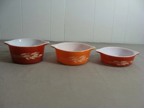3 Vintage Pyrex Casserole Dishes, Autumn Harvest Pattern, #471-B,472-B,473-B