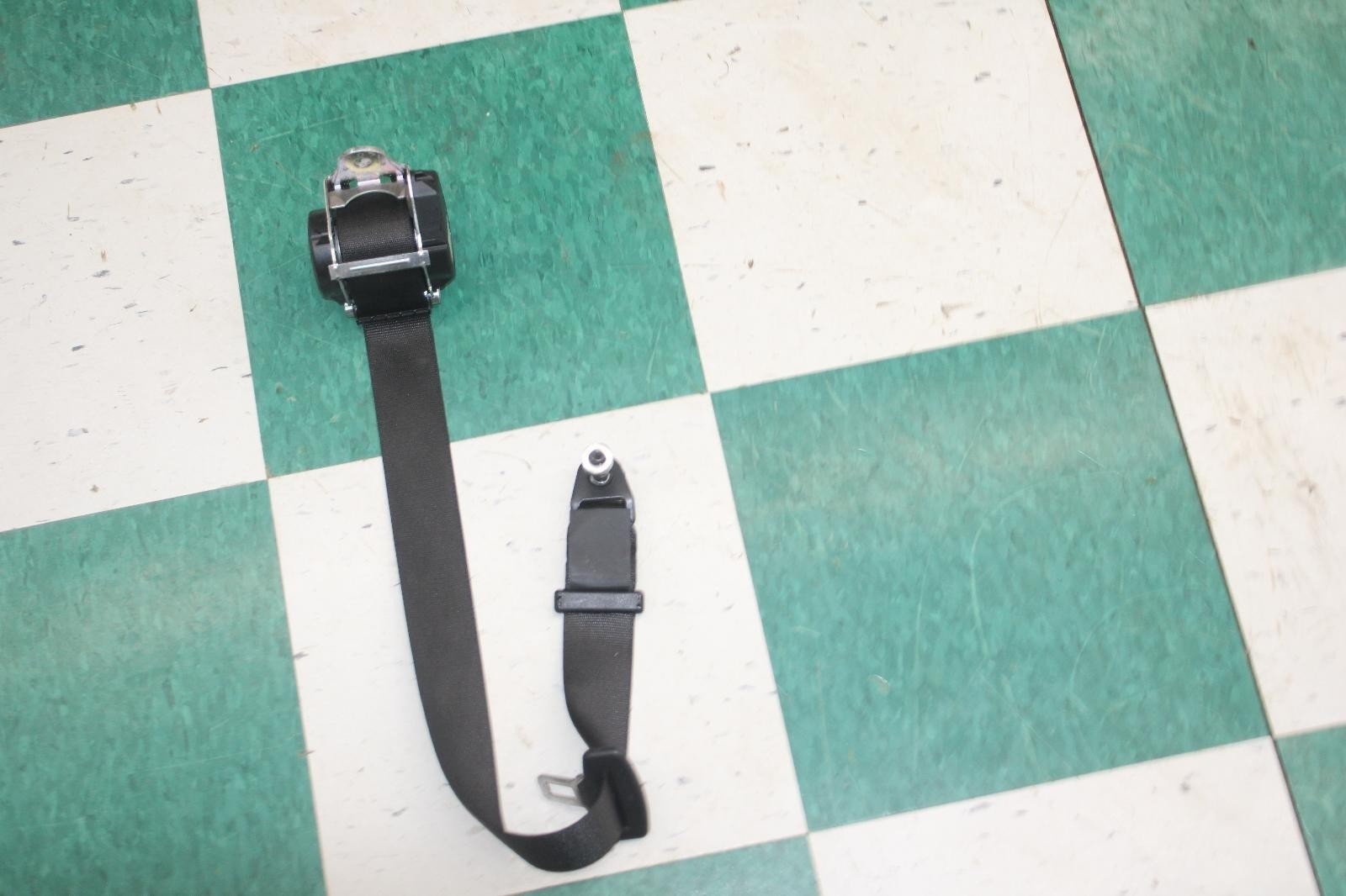14-20 MASERATI GHIBLI RH RR Passenger Right Side Rear Seat Belt Retractor OEM OE