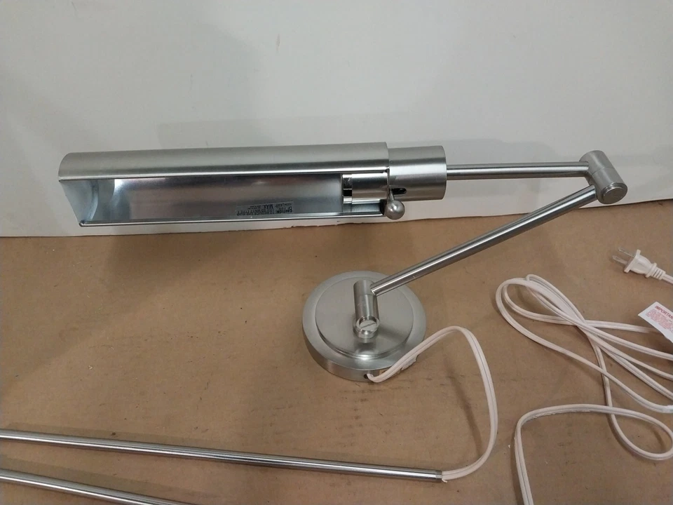 Nueva lámpara de pared House of Troy WS12 1 luz brazo oscilante enchufe plata pulido níquel Foto 4 de 4