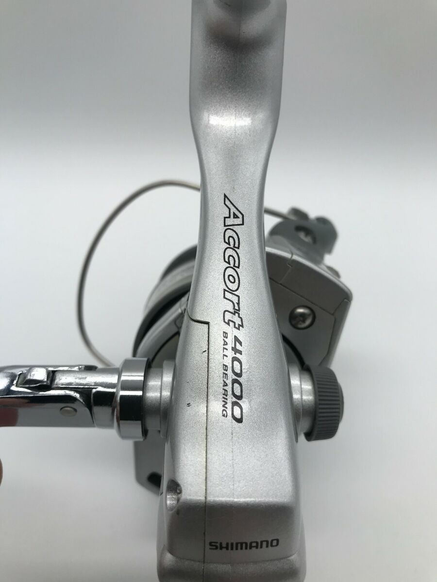 Shimano Accort 4000 Spinning reel Excellent+ condition from Shimano Accort 4000 Spinning reel Excellent+ condition from