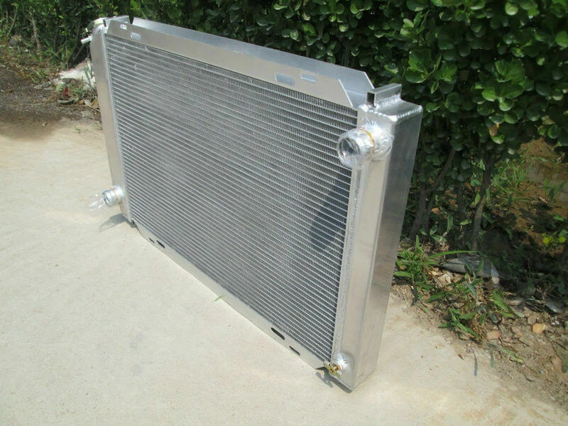 MANUAL Aluminum Radiator For FORD MUSTANG GT / LX 5.0L V8 302 1979-1993 1992 90 Foto 3 de 4