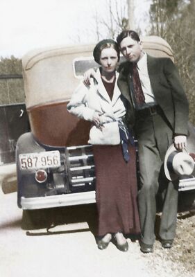 Bonnie Parker & Clyde, Capone, Mob vintage photo reproduction High quality 053