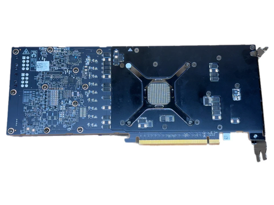 AMD Radeon PRO W6800 32GB GDDR6 Graphics Card 6 x mdP 53J93 NO MOUNTING BRACKET - Image 3 of 4