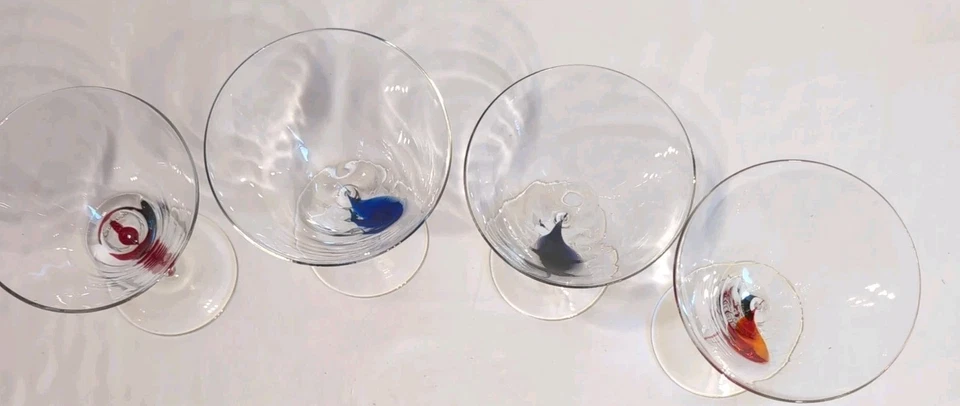 Vasos Martini Teardrop Drip Stem|Juego de 4| Vidrio soplado|Rojo|Azul cobalto Foto 2 de 4