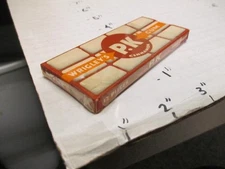 WRIGLEY'S P.K. chewing gum box 1940s EMPTY Canada bi-lingual CINNAMON #2E-C