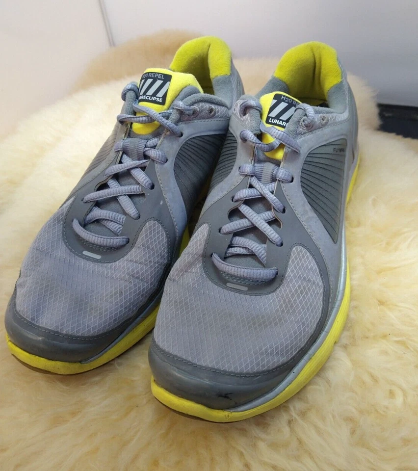 ZAPATO DEPORTIVO NIKE REPEL H20 LUNAR ECLIPSE PARA MUJER CORRER ENTRENAMIENTO TALLA 7,5 GRIS Foto 2 de 4