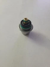 Fuel Pump Pressure Regulator For 02-07 & Softail 01-08 Harley Davidson Touring