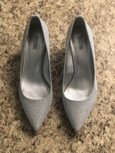 Michael Michael Kors MK Flex Kitten Pump Silver Glitter/Mirror Metallic Size 8 - Picture 2 of 5