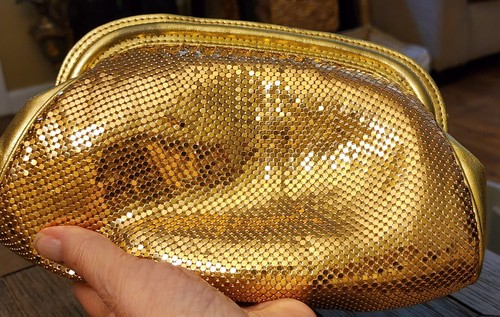 NEW OLD STOCK WHITING & DAVIS SNAP GOLD MESH PURSE W/ HIDEABLE SHOULDER STRAP - Picture 9 of 17