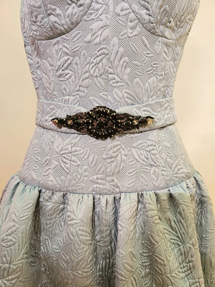 Wonderful MONIQUE LHUILLIER Light Blue Silk Brocade Beaded Formal Dress 4 XS S - Image 4 of 4