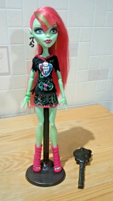 monster high doll with horns