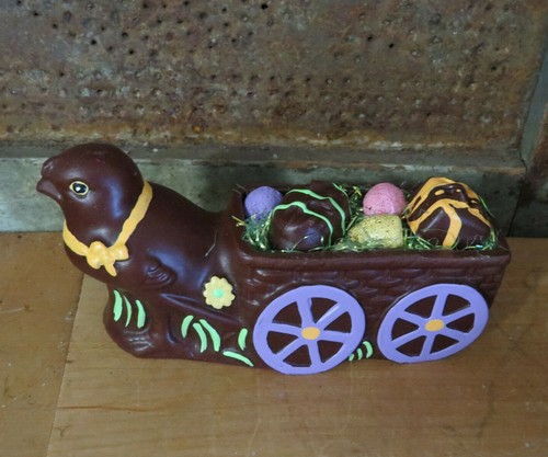 Carro de dulces de resina imitación chocolate de Pascua pollito de resina colección The Salem - Imagen 2 de 8