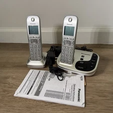 Panasonic KX-TGD220 Digital Cordless Answering Phone System 2 Handsets UNTESTED