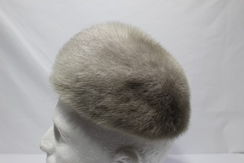 Vintage Fur Hat Mink Beret Cap 1950s by Bethmar Leather - Picture 2 of 9