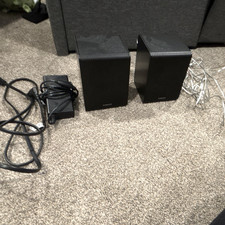 Samsung SWA-9250s Wireless Rear Speakers 2.0ch Wall Mountable Black. Comes