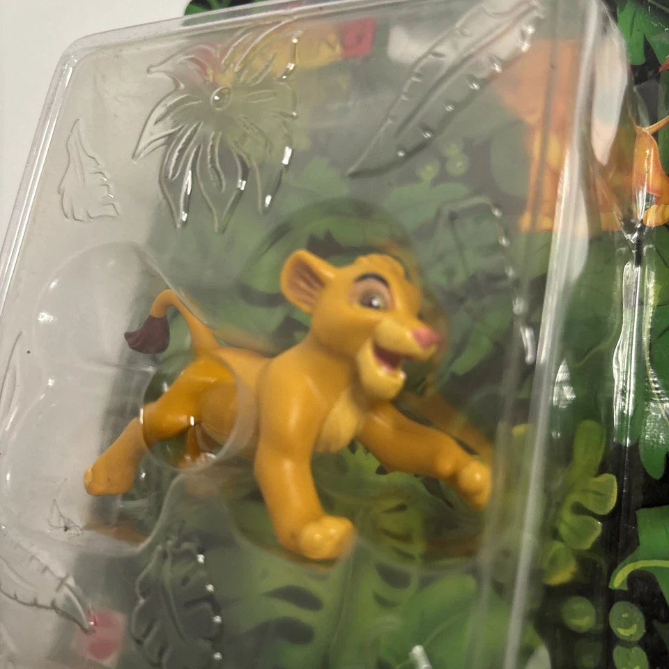 Figuras coleccionables Mattel Disney El Rey León Joven Simba NUEVAS Foto 2 de 4