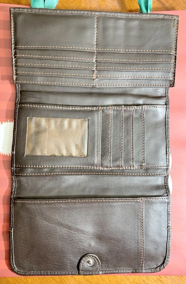 Бумажник женский тройного сложения ручной работы из натуральной кожи American West как есть б/у - Изображение 2 из 4