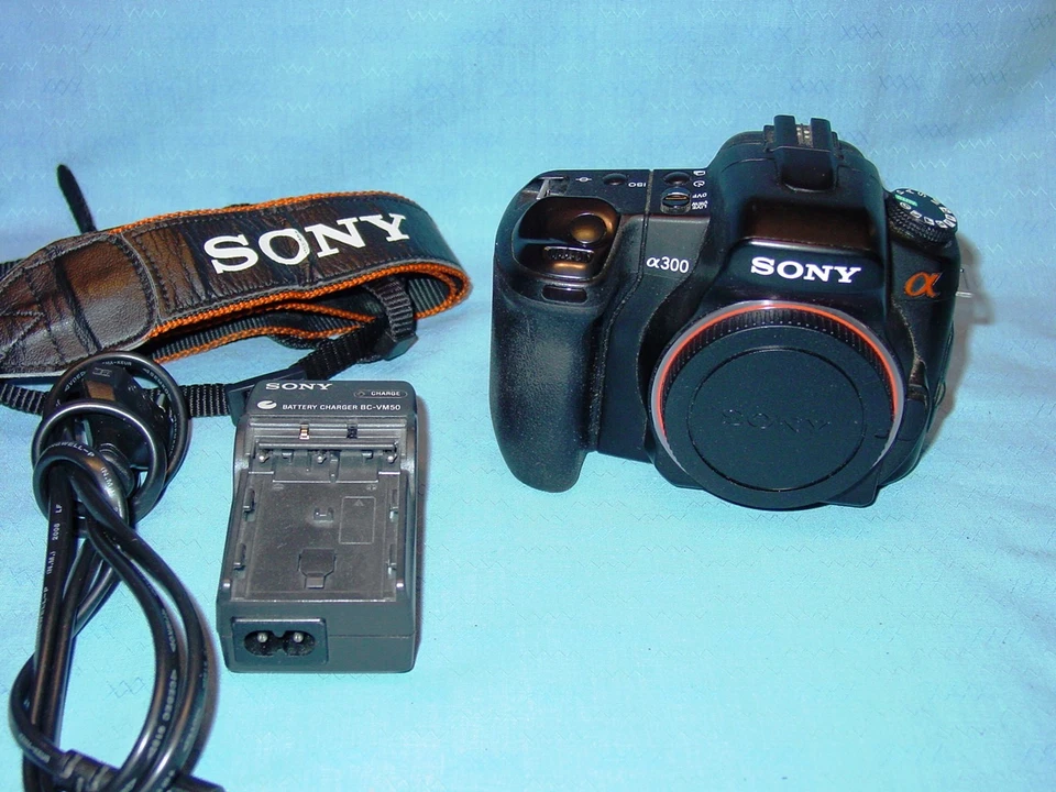 SONY a 300 DSLR Digital Kamera