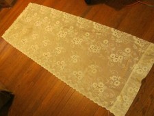 White 29x83 Rectangular Lace Table Runner KR-13-4